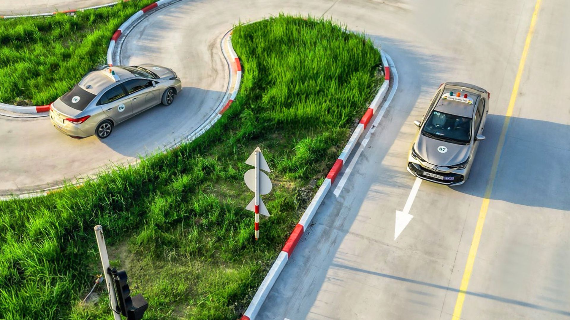 Học bằng lái xe hạng C1